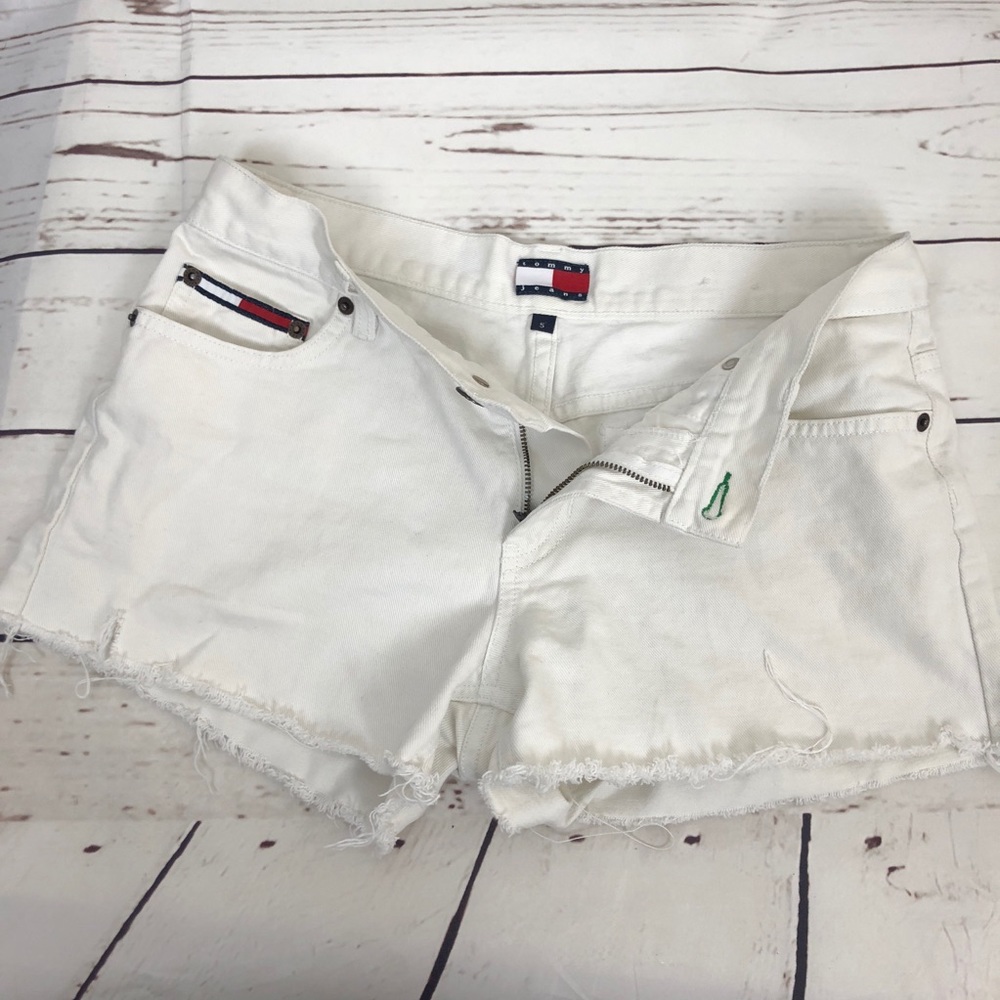 Tommy Hilfiger Jeans Shorts Distressed Frayed Flag